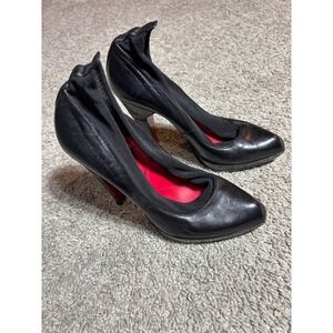 Cesare Paciotti Black Leather Mesh Collar Red Sole Dagger Pumps Heels 38.5